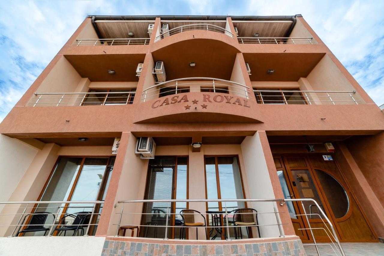 Casa Royal Pe Plaja Belona